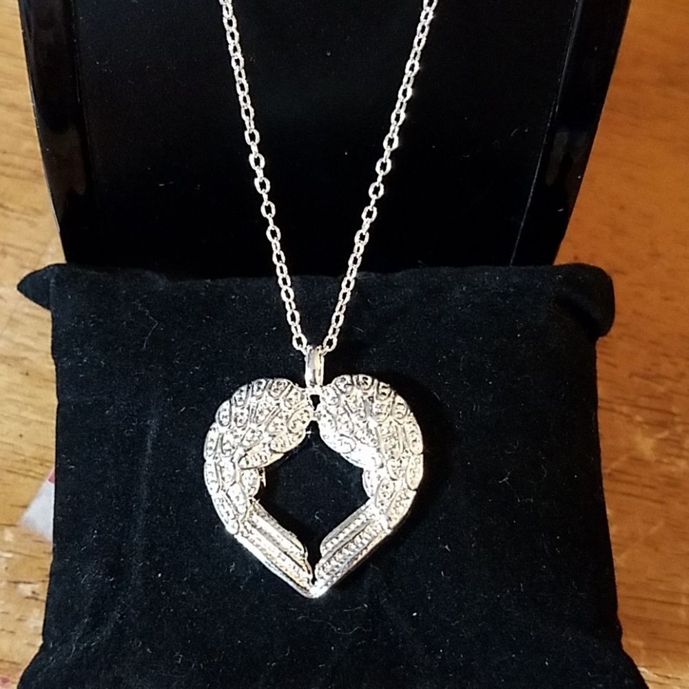 Angel Wings Silver Tone Necklace 18"